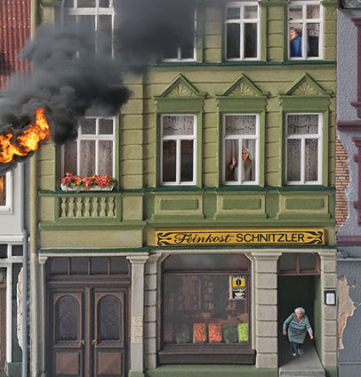 Modellbahnhintergrund Actionkulisse Gebäudebrand Motiv 2 für Spur H0 1zu87