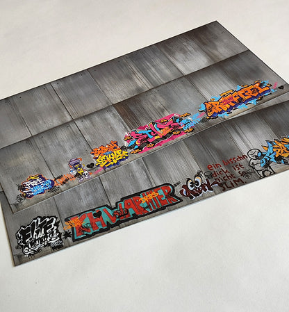 Dekorbögen moderne Betonwand mit Graffiti Set 2 Spur H0 13,8cm x 29,7cm
