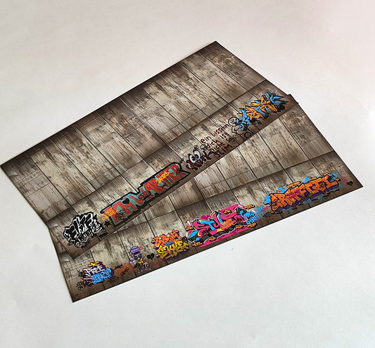Dekorbögen gealterte Betonwand mit Graffiti Set 1 Spur H0 13,8cm x 29,7cm