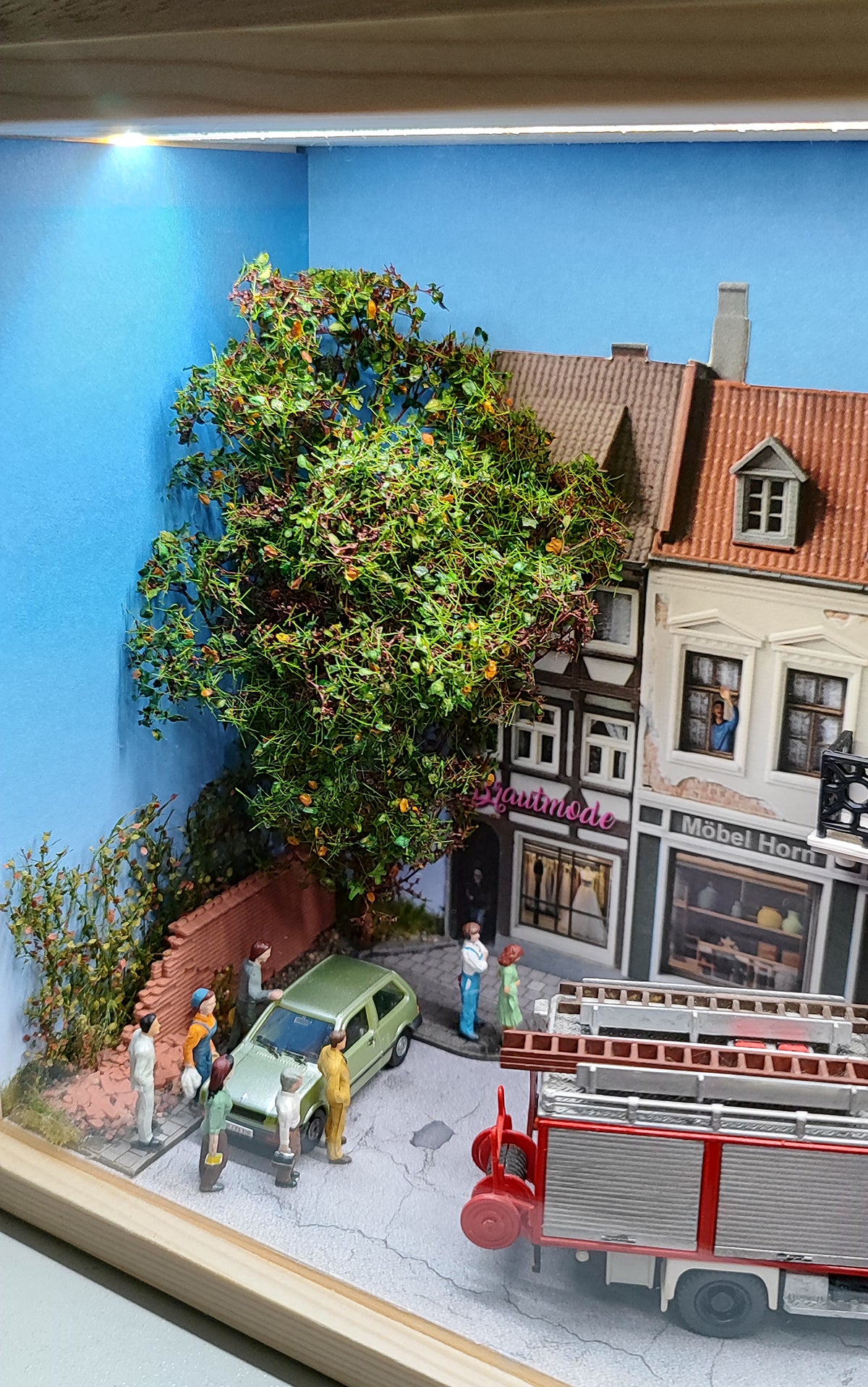 Scenarium XL Diroramenbox inkl. leicht transparentem Himmel