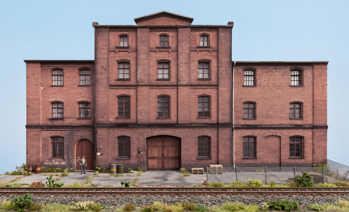 Modellbahnhintergrund altes Industriegebäude mit Nebengebäuden Spur H0 1zu87 zum Download